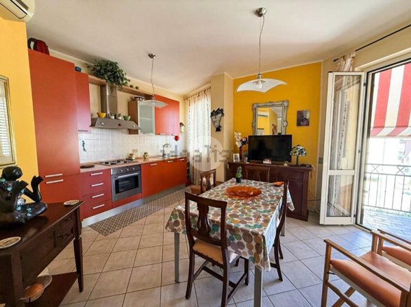 casa indipendente in vendita a Fiumefreddo Bruzio in zona Regio