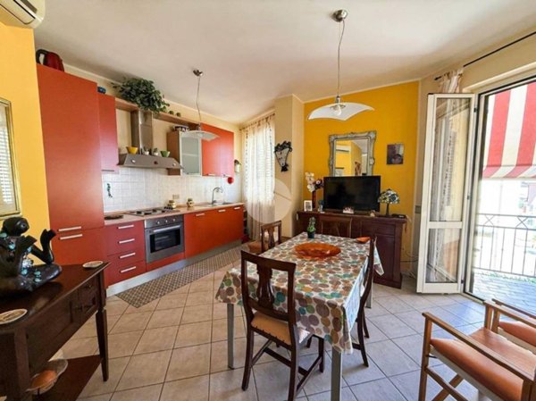 casa indipendente in vendita a Fiumefreddo Bruzio in zona Regio