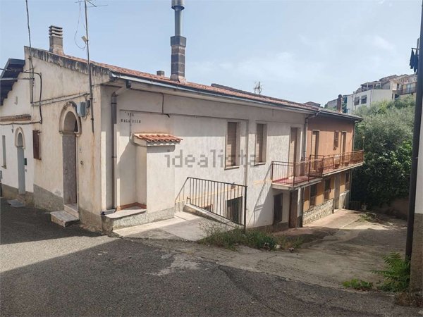 casa indipendente in vendita a Francavilla Marittima