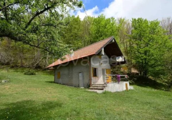 casa indipendente in vendita a Frascineto