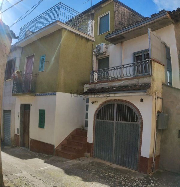 casa indipendente in vendita a Frascineto