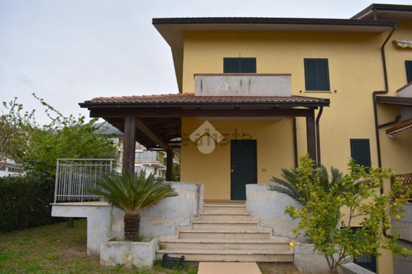 casa indipendente in vendita a Fuscaldo