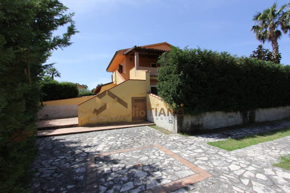 casa indipendente in vendita a Fuscaldo