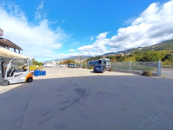 capannone in vendita a Fuscaldo