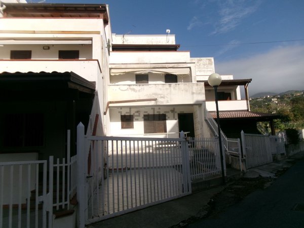 casa indipendente in vendita a Fuscaldo