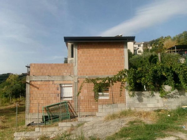 casa indipendente in vendita a Fuscaldo