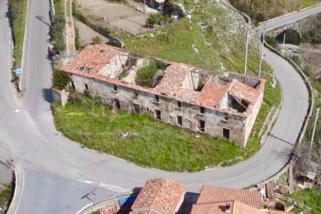 casa indipendente in vendita a Fuscaldo in zona Cariglio