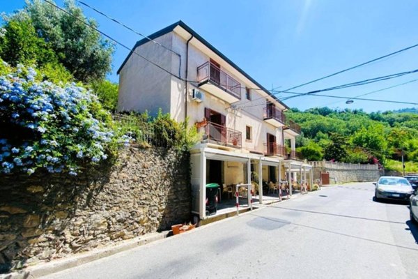 casa indipendente in vendita a Fuscaldo in zona Scarcelli