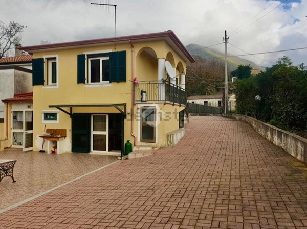 casa indipendente in vendita a Grisolia
