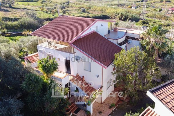 casa semindipendente in vendita a Grisolia