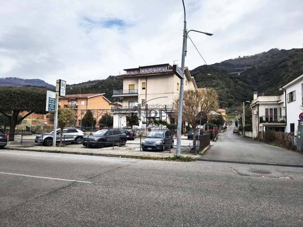 negozio in vendita a Guardia Piemontese in zona Marina