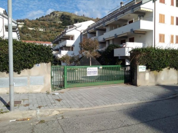 appartamento in vendita a Guardia Piemontese in zona Marina