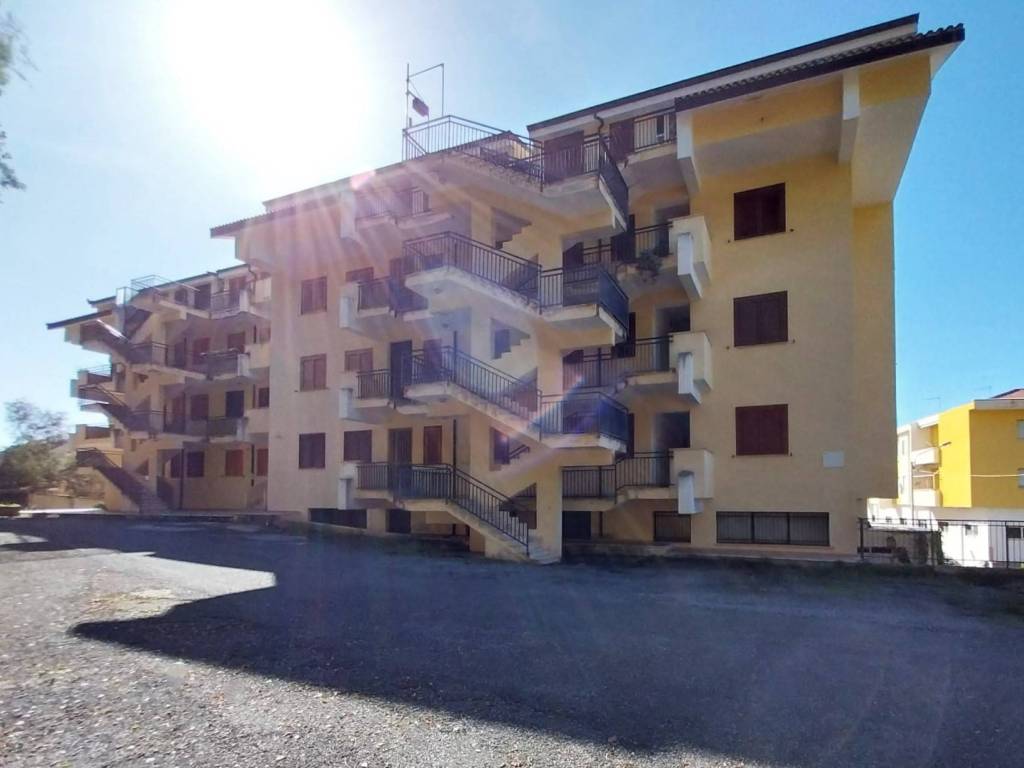 appartamento in vendita a Guardia Piemontese in zona Marina