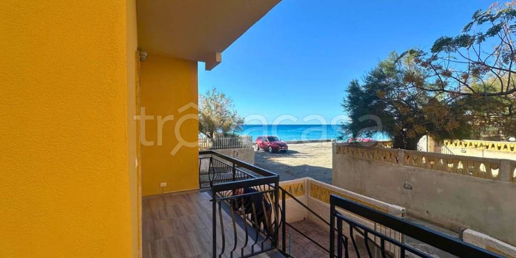 appartamento in vendita a Guardia Piemontese in zona Marina