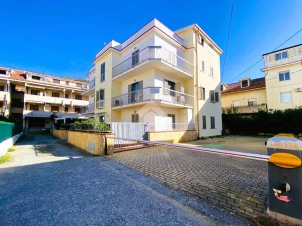 appartamento in vendita a Guardia Piemontese in zona Marina