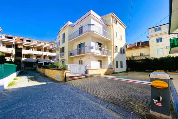 appartamento in vendita a Guardia Piemontese in zona Marina