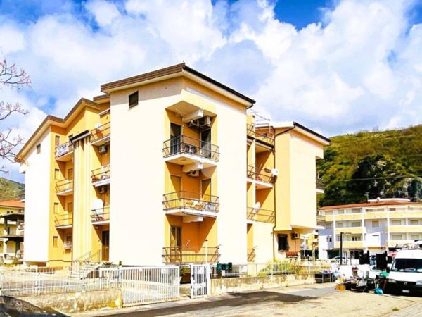 appartamento in vendita a Guardia Piemontese in zona Marina