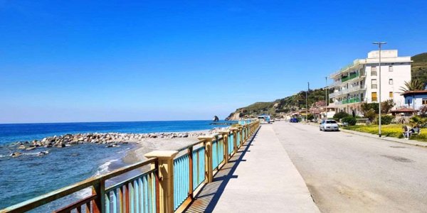 appartamento in vendita a Guardia Piemontese in zona Marina