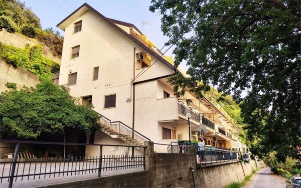 appartamento in vendita a Guardia Piemontese in zona Marina