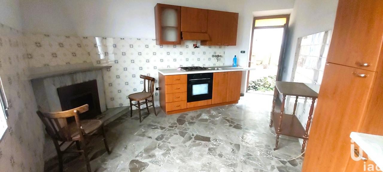 casa indipendente in vendita a Lago