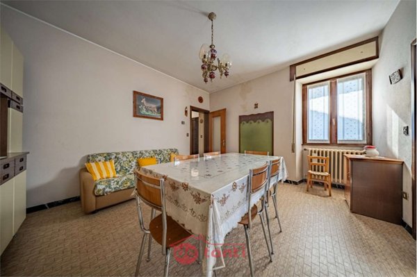 casa indipendente in vendita a Lago