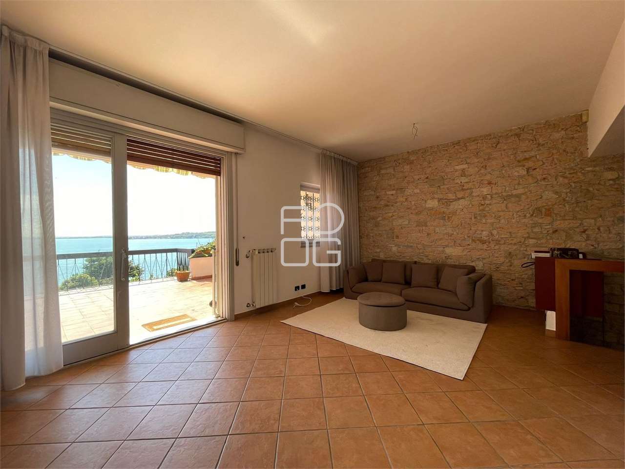 casa indipendente in vendita a Lago