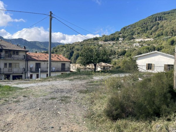rudere in vendita a Lago