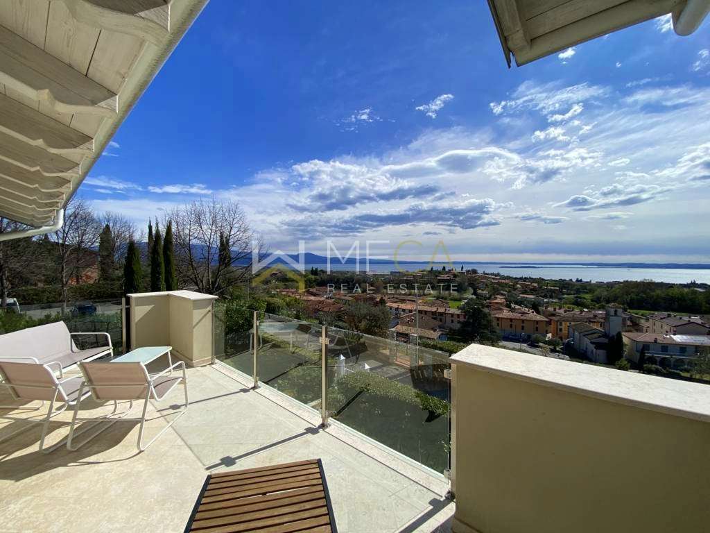 casa indipendente in vendita a Lago