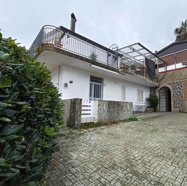 appartamento in vendita a Lago