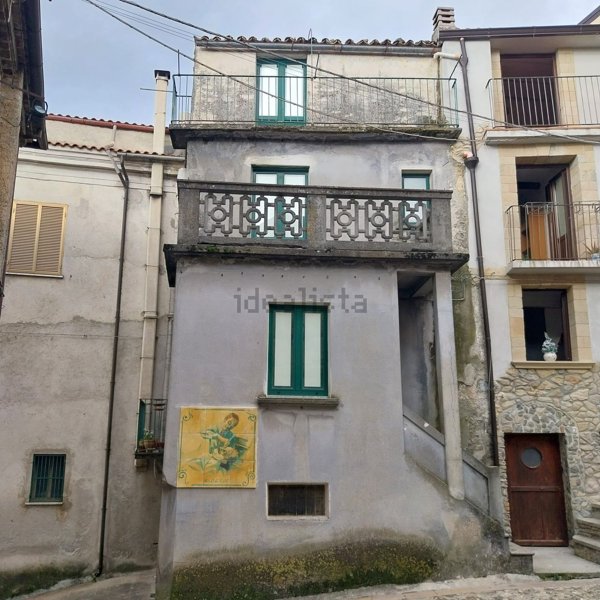 casa indipendente in vendita a Lago