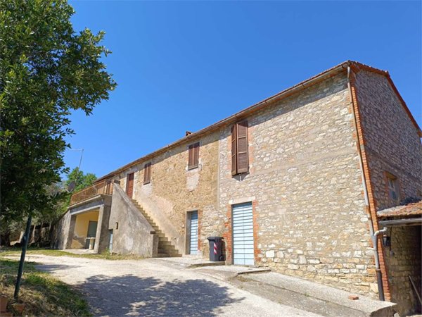 casale in vendita a Lago