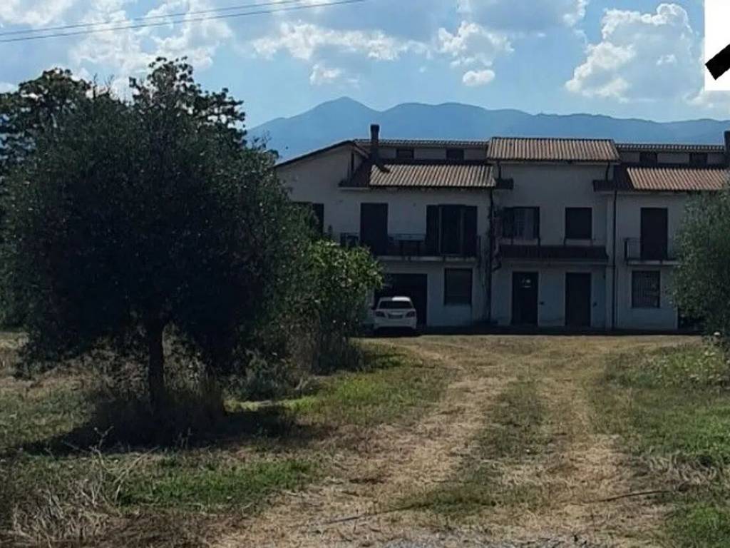 casa indipendente in vendita a Laino Castello