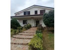 casa indipendente in vendita a Lattarico