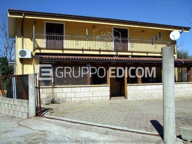 appartamento in vendita a Lattarico in zona Regina