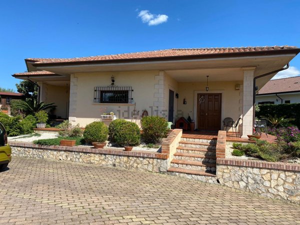 casa indipendente in vendita a Lattarico in zona Cozzo Carbonaro