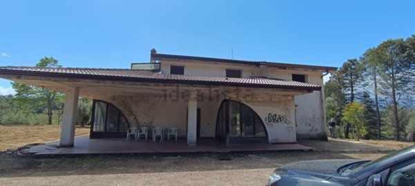 casa indipendente in vendita a Lattarico