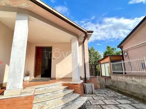 casa indipendente in vendita a Lattarico