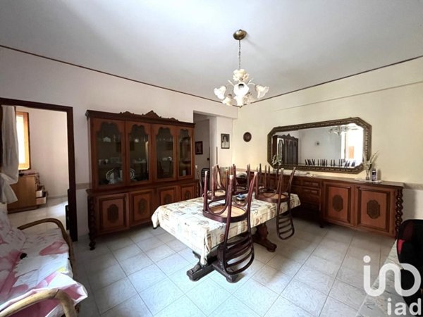 casa indipendente in vendita a Longobardi