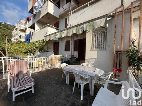 appartamento in vendita a Longobardi