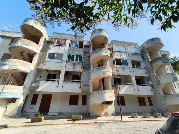 appartamento in vendita a Longobardi