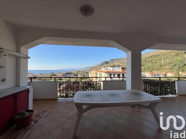 appartamento in vendita a Longobardi