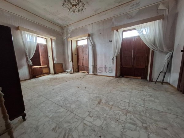 appartamento in vendita a Longobardi