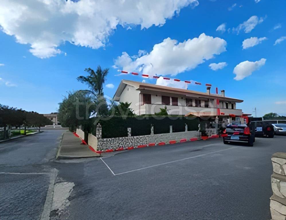 casa indipendente in vendita a Longobardi