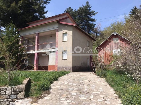 casa indipendente in vendita a Longobucco in zona Cava di Melis