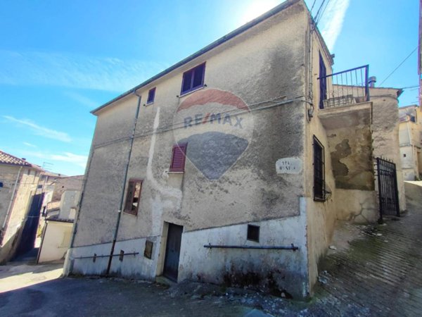 casa indipendente in vendita a Lungro