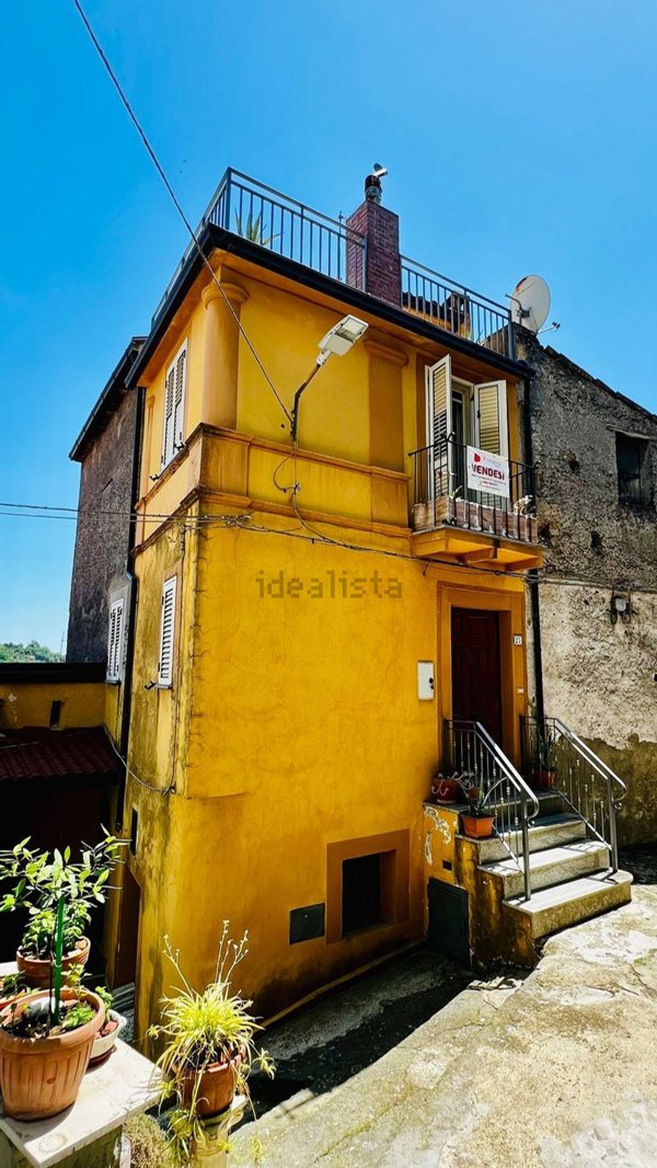 casa indipendente in vendita a Lungro