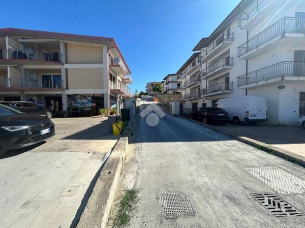 casa indipendente in vendita a Luzzi