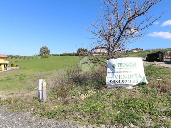 terreno agricolo in vendita a Luzzi