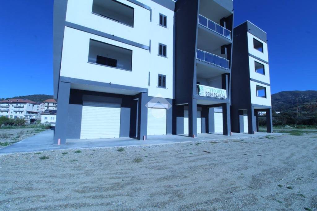 appartamento in vendita a Luzzi in zona Cavoni