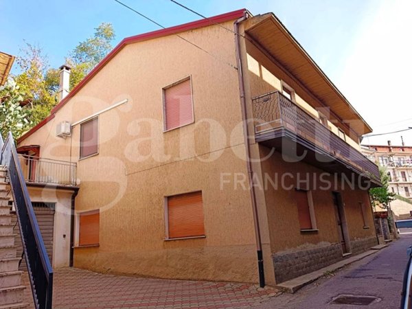 appartamento in vendita a Luzzi